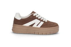 BLACK Sneakers ><noscript><img data-lazyloaded=