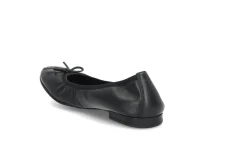 PRIVÉ Ballerina ><noscript><img data-lazyloaded=