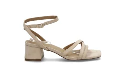 EDIT Pumps & Finskor > Elegant sandal med rem Beige