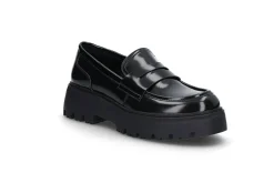 UNIFIED Loafers ><noscript><img data-lazyloaded=