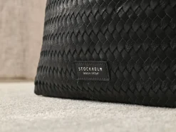 STOCKHOLM DESIGN GROUP Väskor > Flätad Tote bag i läder Svart