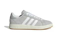 ADIDAS Sneakers ><noscript><img data-lazyloaded=