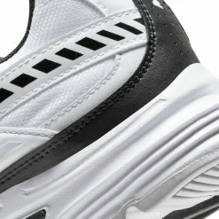 NIKE Sneakers > Initiativtagare Vit
