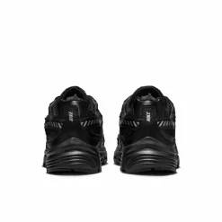 NIKE Sneakers ><noscript><img data-lazyloaded=