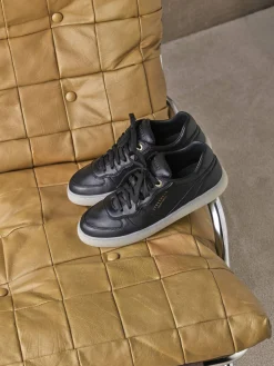 STOCKHOLM DESIGN GROUP Sneakers ><noscript><img data-lazyloaded=