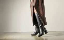 UNIFIED Boots & Stövlar ><noscript><img data-lazyloaded=