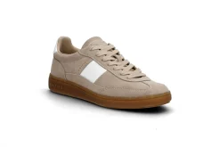 UNIFIED Sneakers ><noscript><img data-lazyloaded=