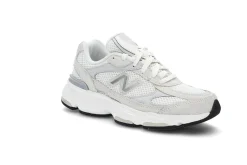 NEW BALANCE Sneakers ><noscript><img data-lazyloaded=