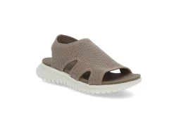OKAKI Sandaler & Flip-Flops ><noscript><img data-lazyloaded=