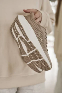 OKAKI Fritidsskor > Flow Beige