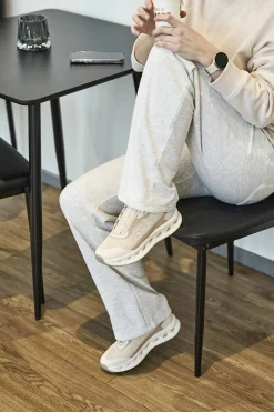 OKAKI Sneakers|Fritidsskor ><noscript><img data-lazyloaded=
