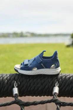 OKAKI Sandaler & Slip In-Skor|Sandaler & Slip In-Skor ><noscript><img data-lazyloaded=