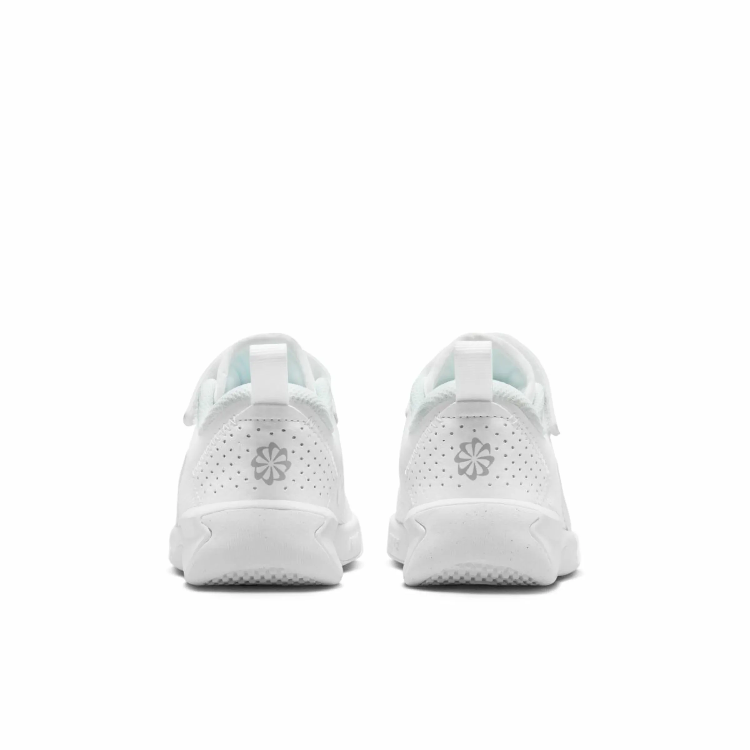 NIKE Sneakers & Joggingskor > Omni Multi-Court Vit