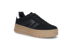 BLACK Sneakers ><noscript><img data-lazyloaded=