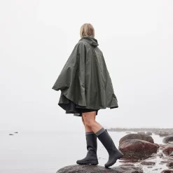 STOCKHOLM DESIGN GROUP Poncho Och Regnställ > Regn poncho Militärgrön