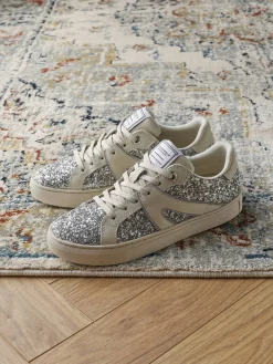 STOCKHOLM DESIGN GROUP Sneakers ><noscript><img data-lazyloaded=