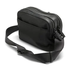 UNIFIED Väskor > Sportig crossbody-väska Svart