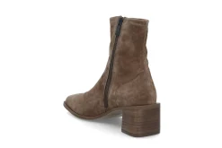 STOCKHOLM DESIGN GROUP Boots & Stövlar > 11 CHESTNUT SUE Brun