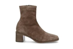 STOCKHOLM DESIGN GROUP Boots & Stövlar > 11 CHESTNUT SUE Brun
