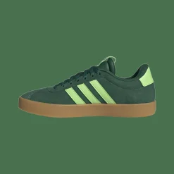 ADIDAS Sneakers ><noscript><img data-lazyloaded=