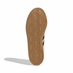 ADIDAS Sneakers ><noscript><img data-lazyloaded=